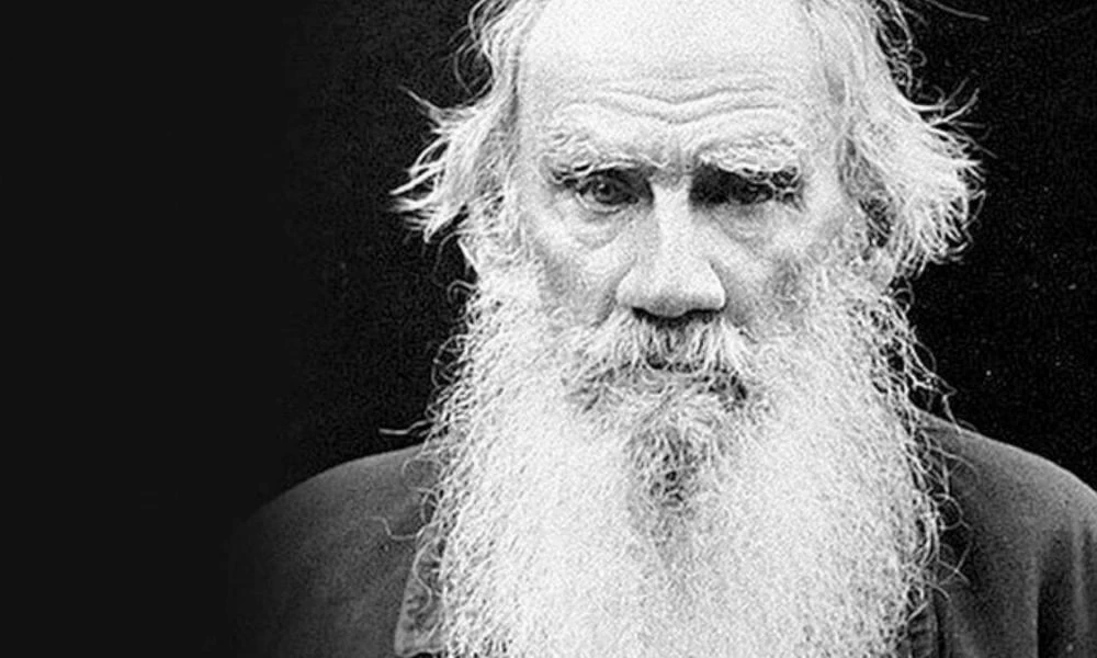 Ποια είναι τα 7 χαρακτηριστικά που κάνουν έναν άνθρωπο δυνατό; Ο Τολστόι δίνει την απάντηση